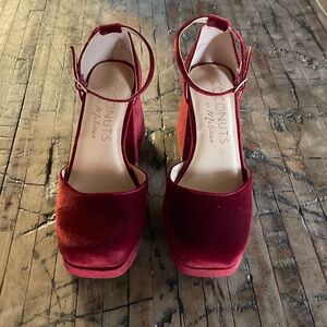 Coconuts by Matisse dark red/burgundy Velvet Platform Shoes